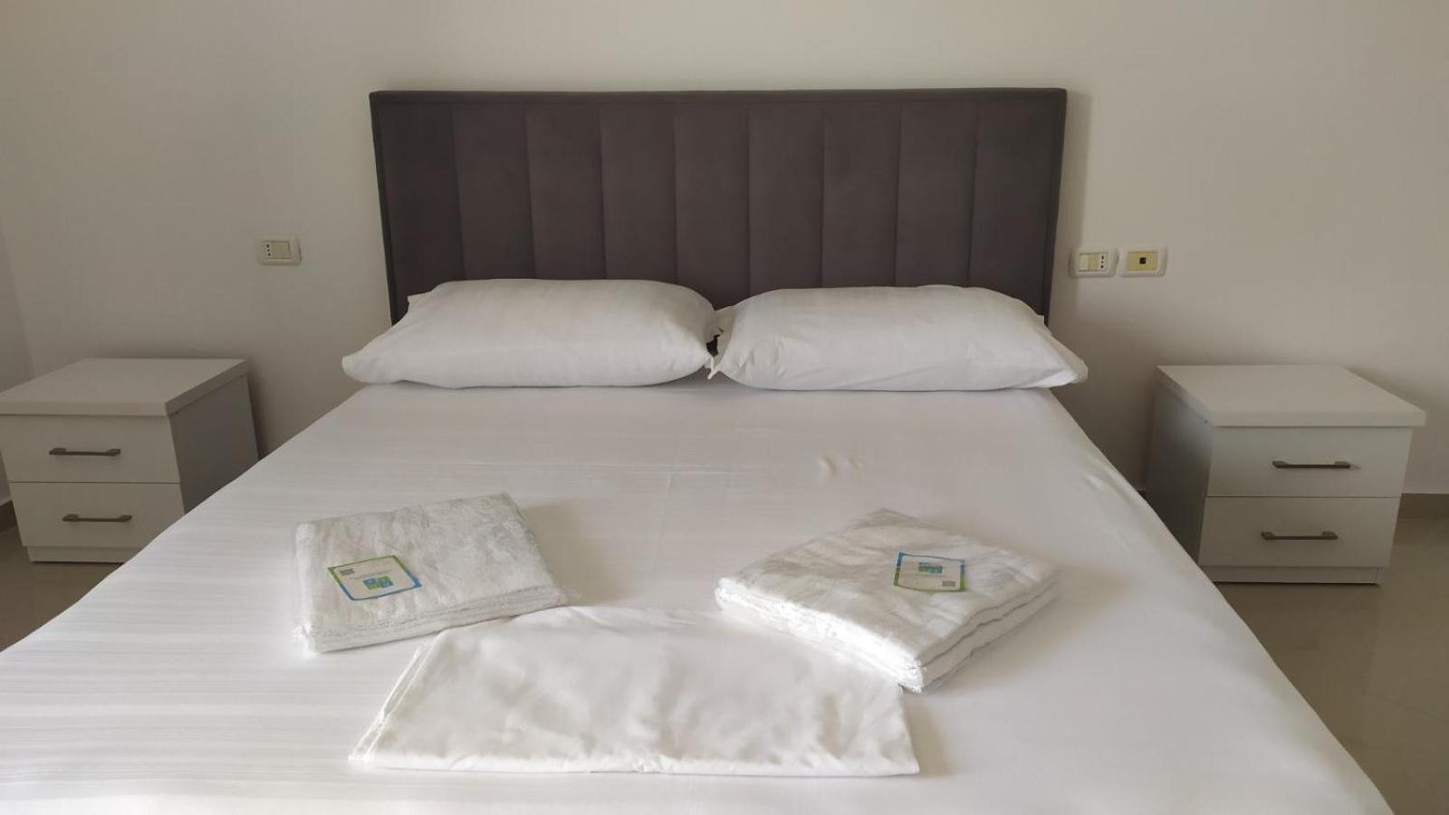 Starbay Wlora